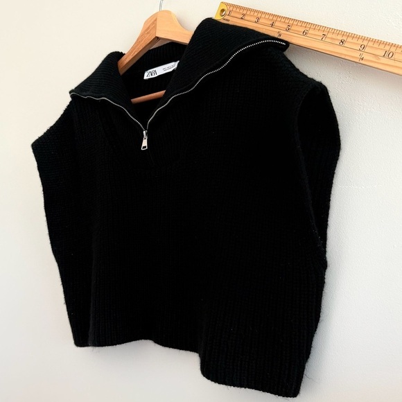 Zara Black Sleeveless Knit Top with Zipper size S - Picture 7 of 8